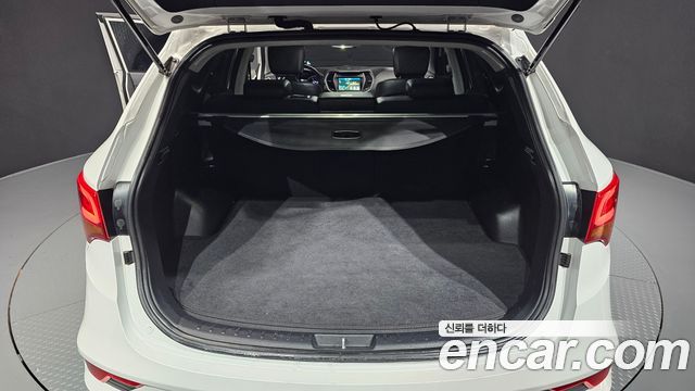 Hyundai Santafe 2016 — photo 30