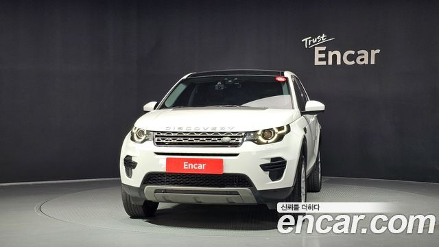 Land Rover Discovery Sport 2018 — photo 3