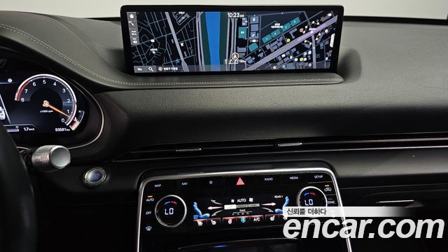 Genesis GV80 2021 — photo 20