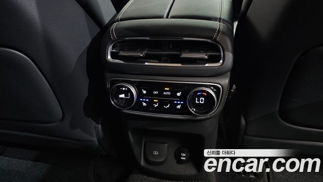 Genesis GV80 2021 — photo 25
