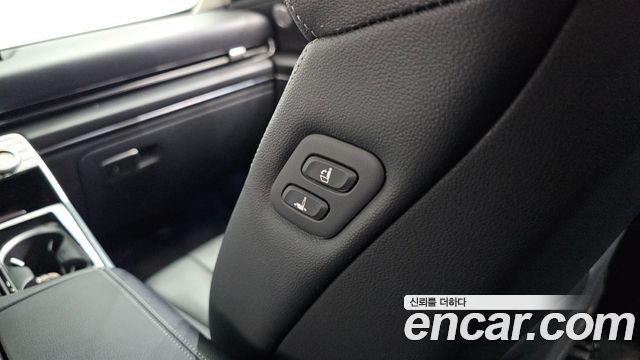 Genesis GV80 2021 — photo 38