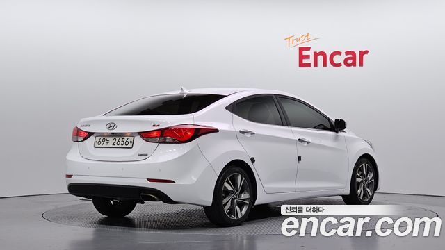 Hyundai AVANTE 2015 — photo 2