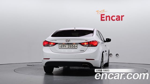 Hyundai AVANTE 2015 — photo 4