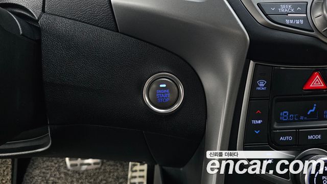 Hyundai AVANTE 2015 — photo 22