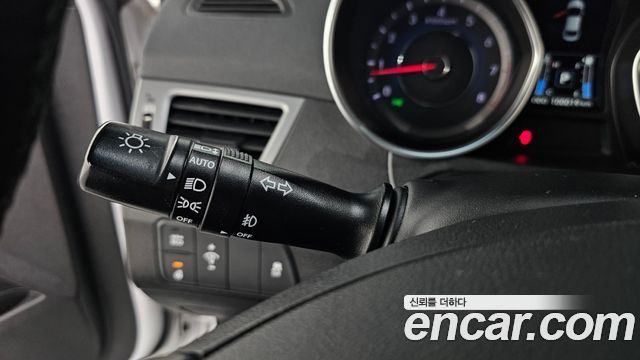 Hyundai AVANTE 2015 — photo 23