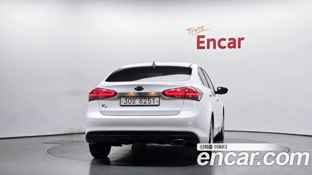 Kia K3 2017 — photo 4