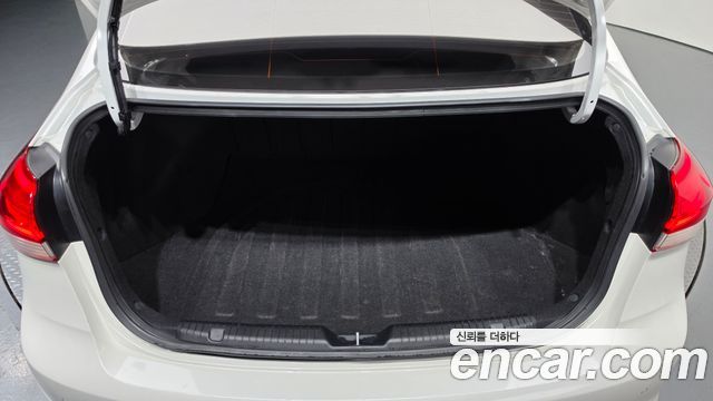 Kia K3 2017 — photo 30