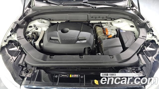 Volvo XC60 2021 — photo 6