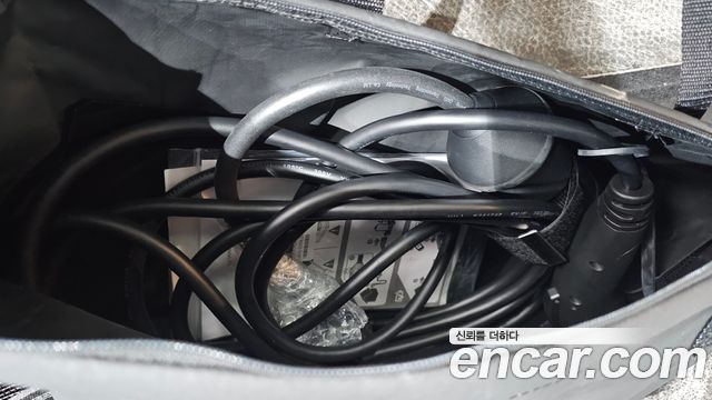 Volvo XC60 2021 — photo 34