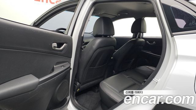 Hyundai Kona 2018 — photo 11