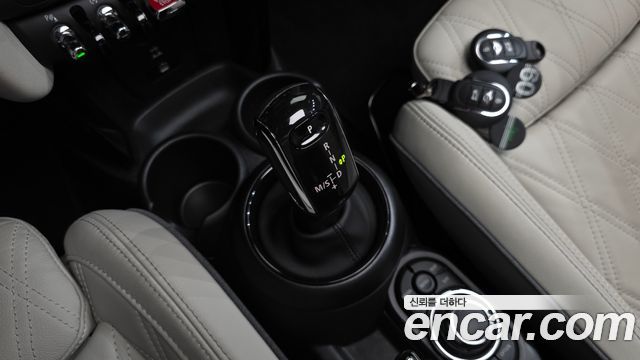 Mini Cooper 2023 — photo 12