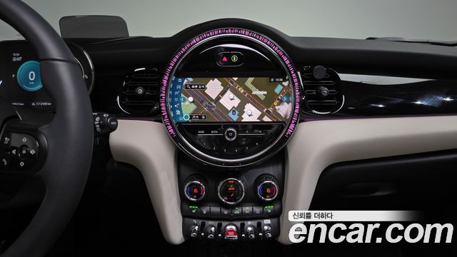 Mini Cooper 2023 — photo 20