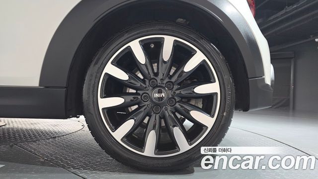 Mini Cooper 2023 — photo 7