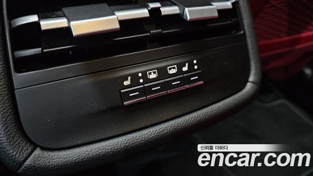 Maserati Ghibli 2020 — photo 24