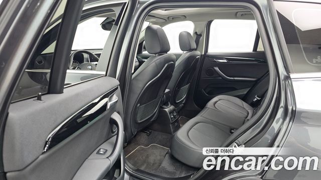 BMW X1 2022 — photo 18