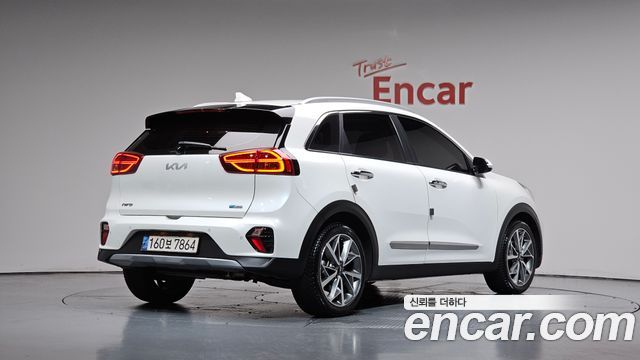 Kia Niro 2022 — photo 2