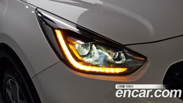 Kia Niro 2022 — photo 8