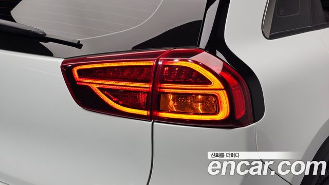 Kia Niro 2022 — photo 9