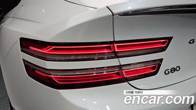 Genesis G80 2021 — photo 9