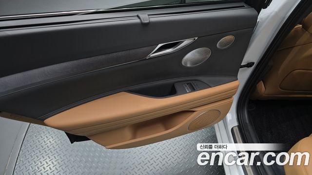Genesis G80 2021 — photo 14