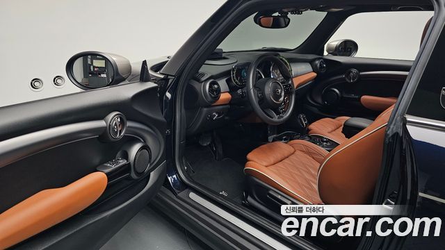 Mini Cooper 2022 — photo 13