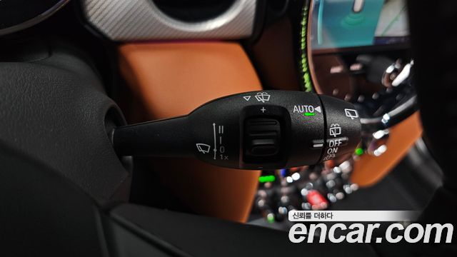 Mini Cooper 2022 — photo 25