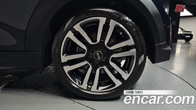 Mini Cooper 2022 — photo 7