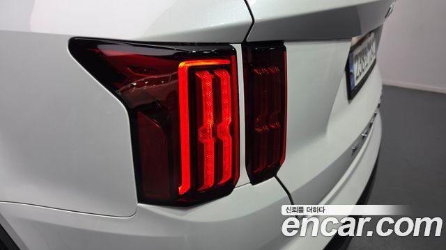 Kia Sorento 2022 — photo 9