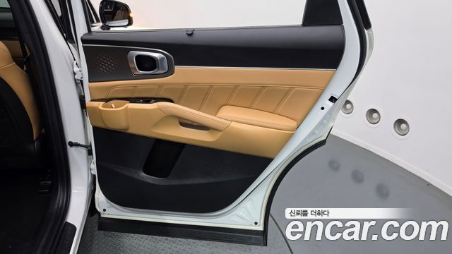 Kia Sorento 2022 — photo 15