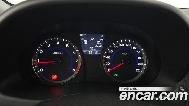 Hyundai Accent 2015 — photo 11