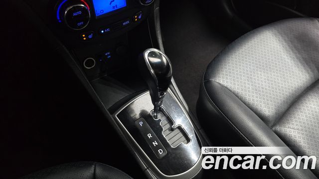 Hyundai Accent 2015 — photo 12
