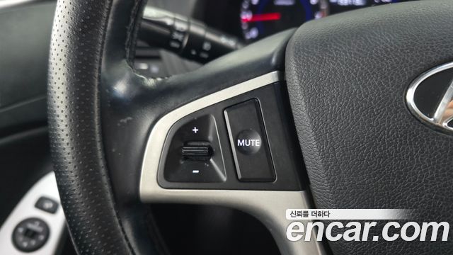 Hyundai Accent 2015 — photo 22