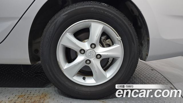 Hyundai Accent 2015 — photo 7