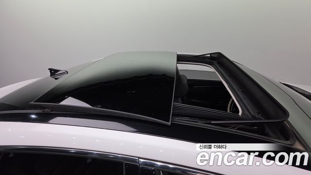 Kia K7 2018 — photo 17