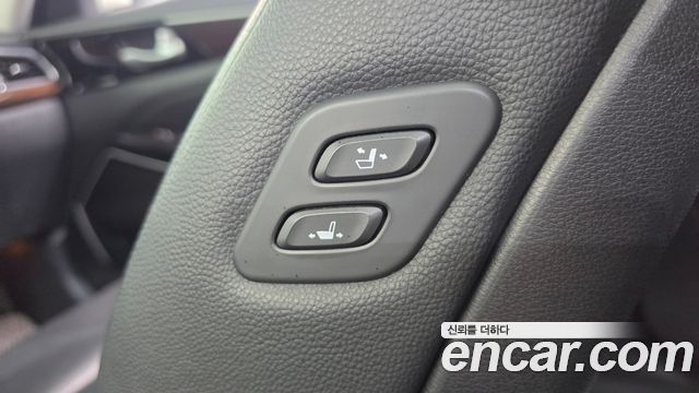 Kia K7 2018 — photo 31
