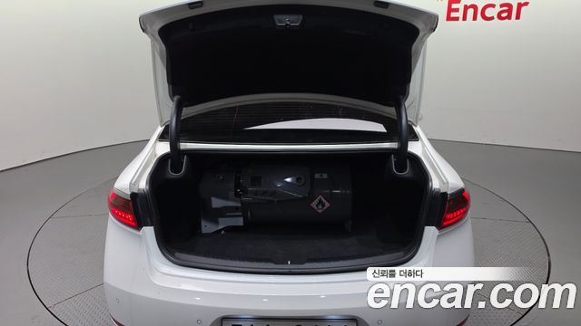 Kia K7 2018 — photo 33