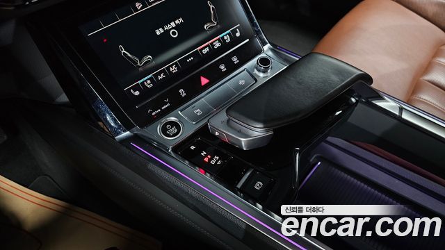 Audi e-tron 2022 — photo 9