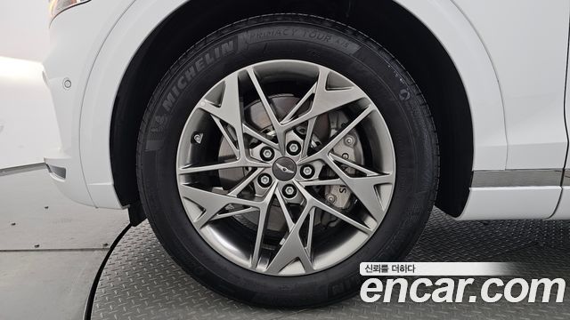 Genesis GV70 2023 — photo 5