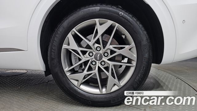 Genesis GV70 2023 — photo 7
