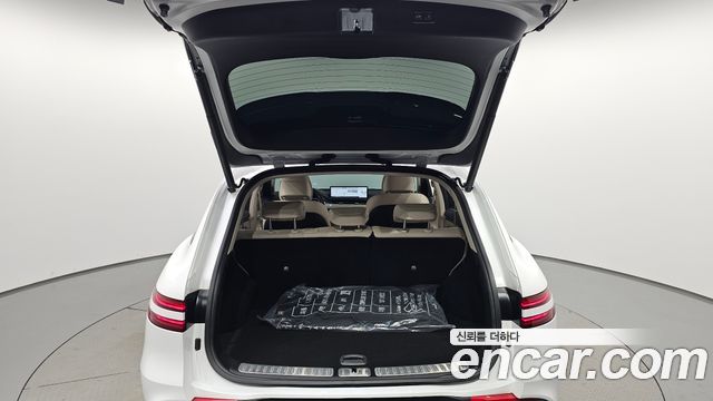 Genesis GV70 2023 — photo 35