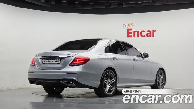 Mercedes-Benz E-Class 2020 — photo 2