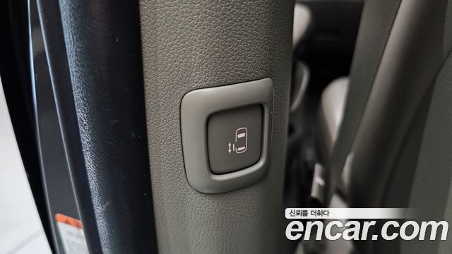 Kia Canival 2019 — photo 32