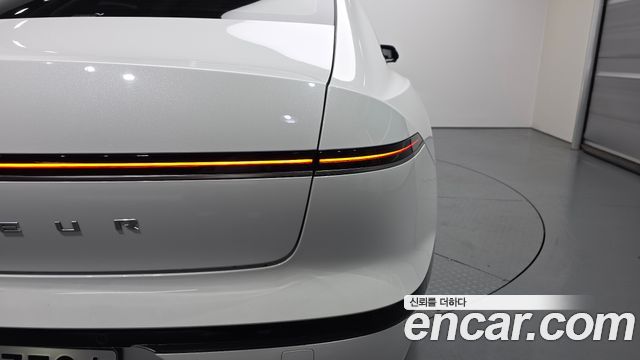 Hyundai Grandeur 2023 — photo 9