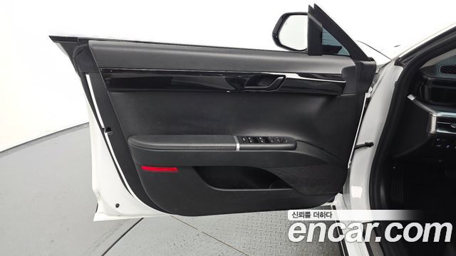Hyundai Grandeur 2023 — photo 14