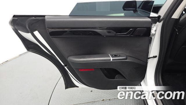 Hyundai Grandeur 2023 — photo 15