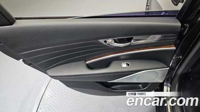 Kia K9 2019 — photo 15