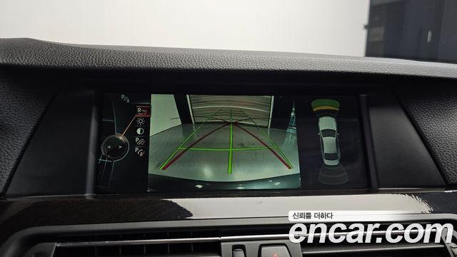 BMW 5-Series 2013 — photo 15