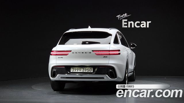 Genesis GV70 2023 — photo 4