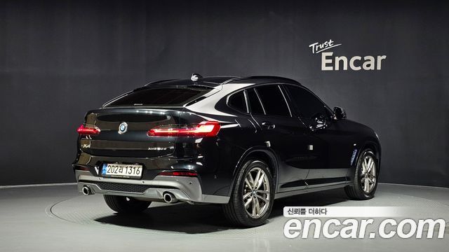 BMW X4 2021 — photo 2
