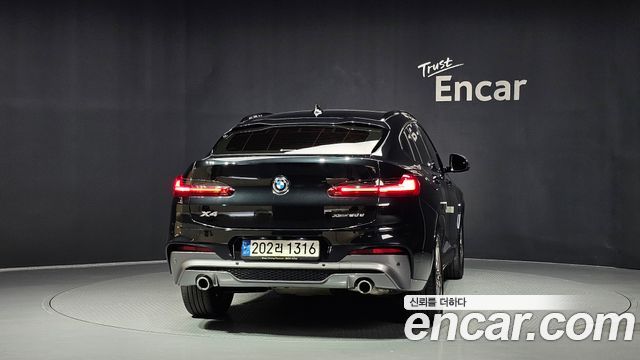 BMW X4 2021 — photo 4